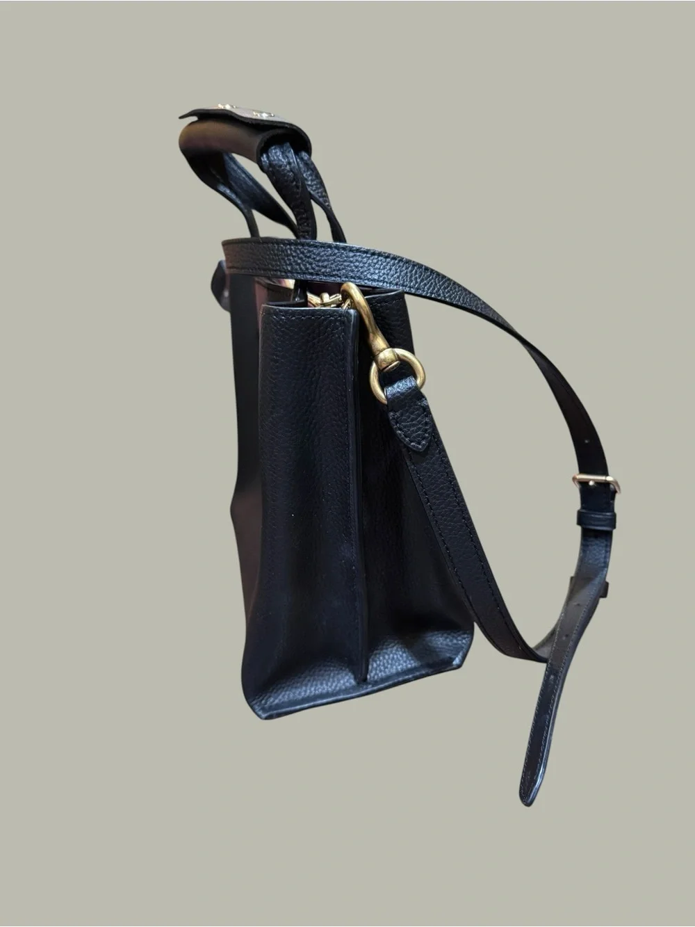 Coach Willow Tote 24 - Picture 3 of 16